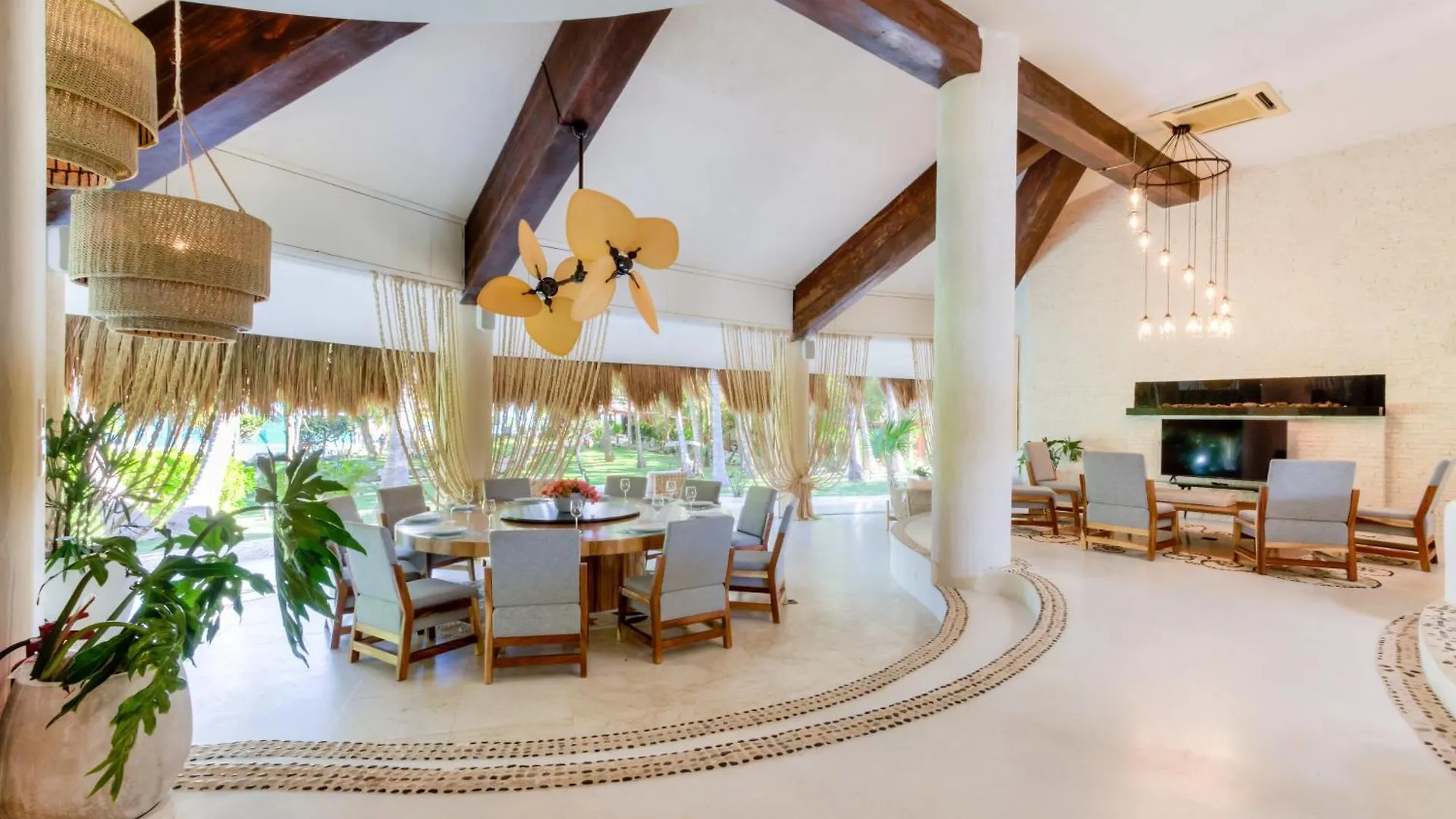 Villa Alma - Beachfront Exclusive Villa In Cancun By Solmar Rentals Puerto Morelos Mexiko