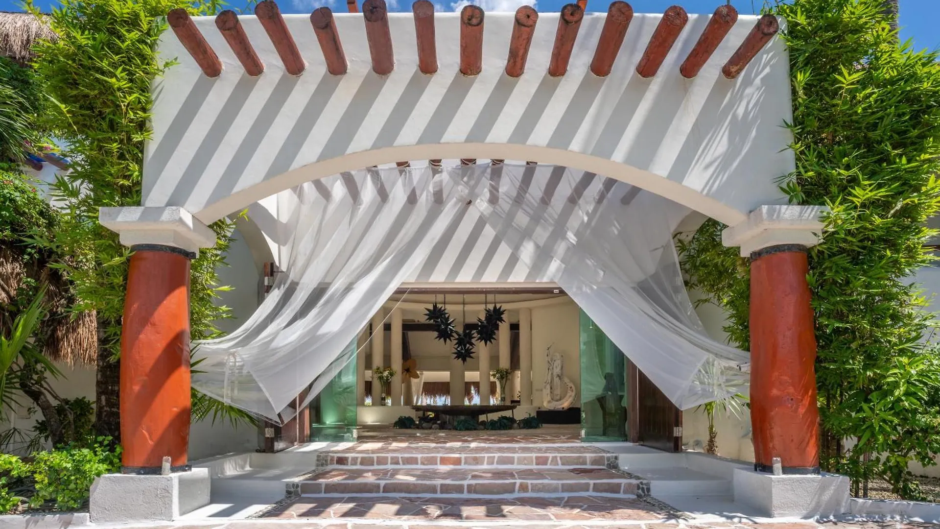 Villa Alma - Beachfront Exclusive Villa In Cancun By Solmar Rentals Puerto Morelos Mexico